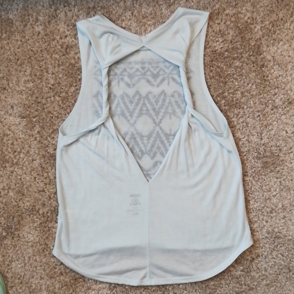 Cutout Summer Tank - Picture 3 of 5